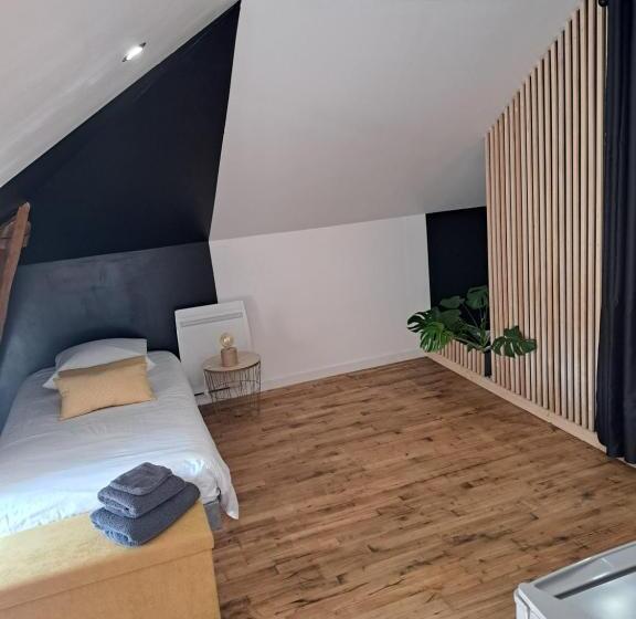 ベッドアンドブレックファースト Chambres D Hôtes Le Verrie Cosy