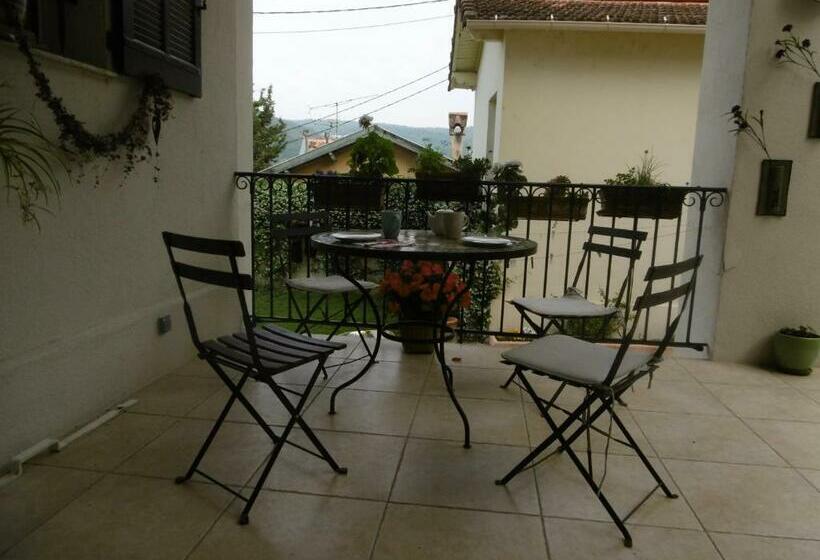 تختخواب و صبحانه Cottage Massanet