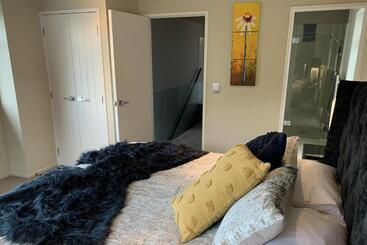 تختخواب و صبحانه Kaiteriteri Retreat