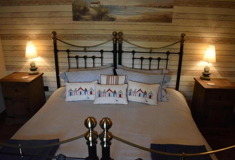 צימר Lyonshall Lodge