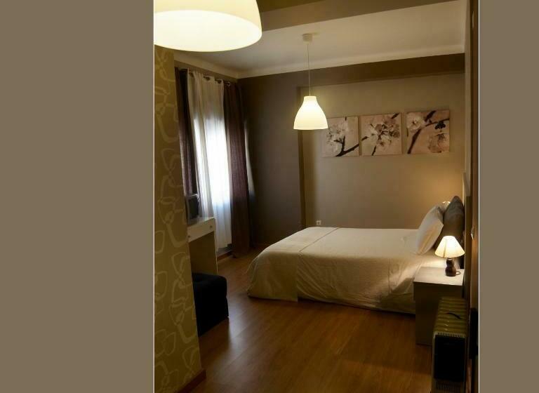 تختخواب و صبحانه Residencial Rita