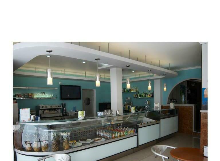 تختخواب و صبحانه Residencial Rita