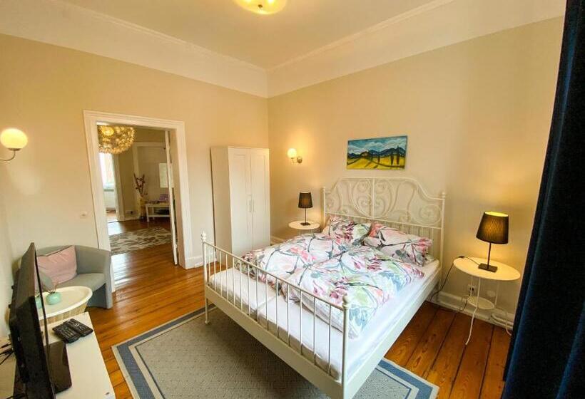 پانسیون Villa Hanseart Lübeck   Privatzimmer In Zentraler Lage