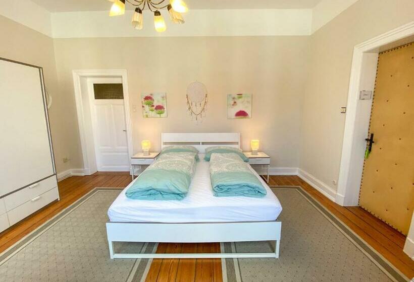 پانسیون Villa Hanseart Lübeck   Privatzimmer In Zentraler Lage