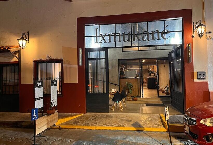استراحتگاه Ixmukané Hotel & Spa