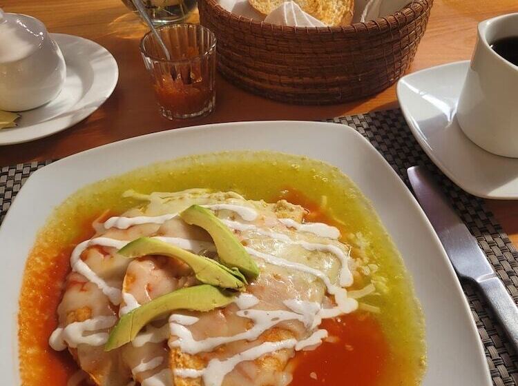 استراحتگاه Ixmukané Hotel & Spa