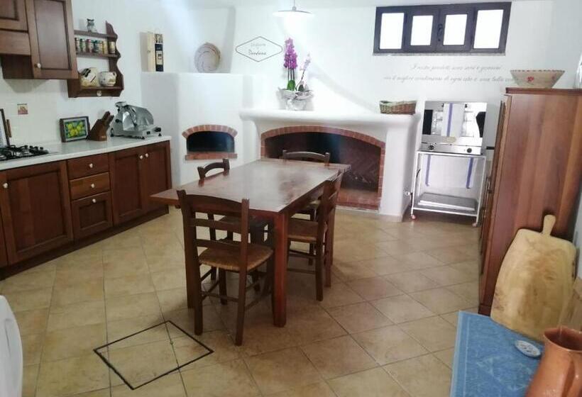호스텔 Locanda B&b Dandana