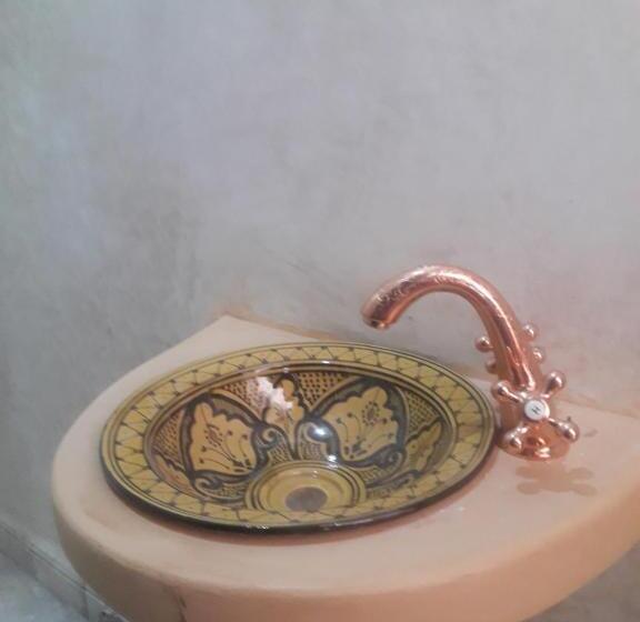 تختخواب و صبحانه Riad Bab Imlil