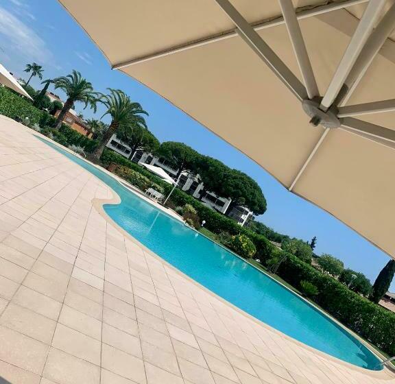 هتل Studio Moderne  Port De Mandelieu  Proche Mer