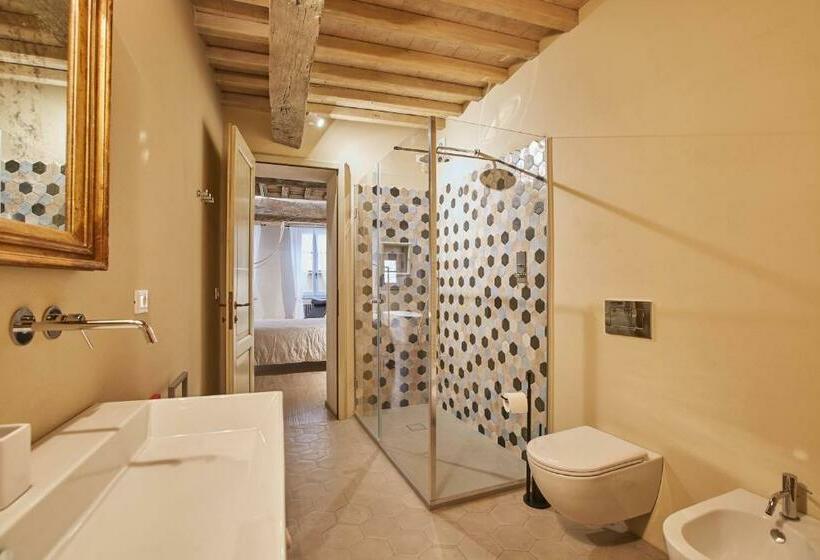 پانسیون El Tano