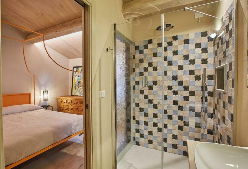 پانسیون El Tano