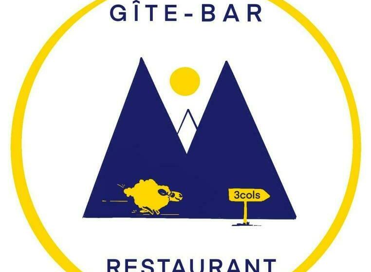 호스텔 Gîte Les 3 Cols
