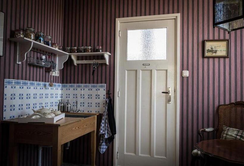 B&b  T Raethuys