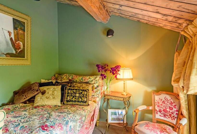 تختخواب و صبحانه Bastide De Bellegarde