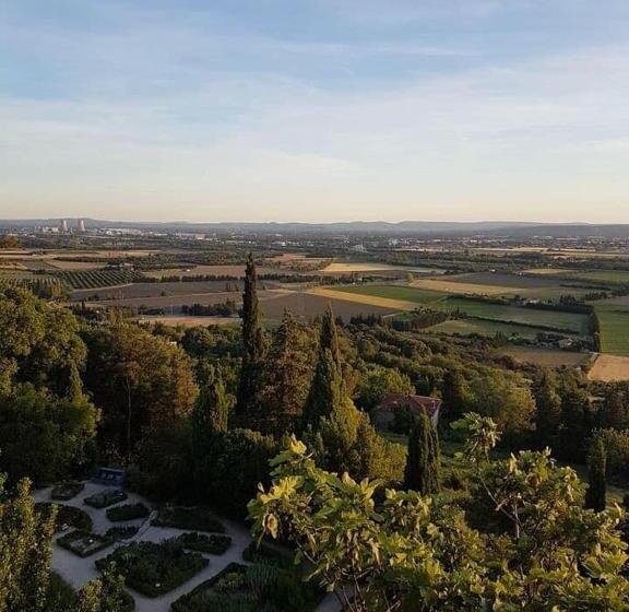 تختخواب و صبحانه Chambre D’hôtes Vaucluse