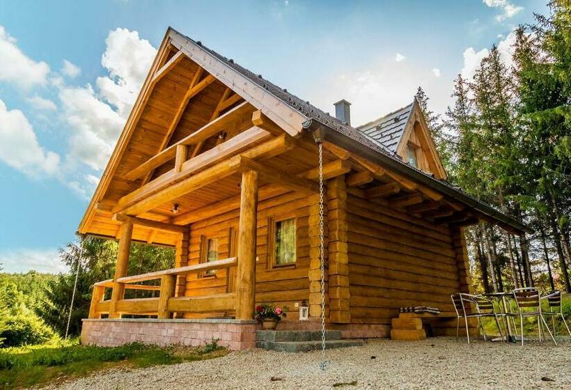 مبيت وإفطار Gyurka Kisrönkház