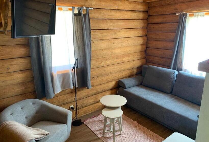 مبيت وإفطار Gyurka Kisrönkház