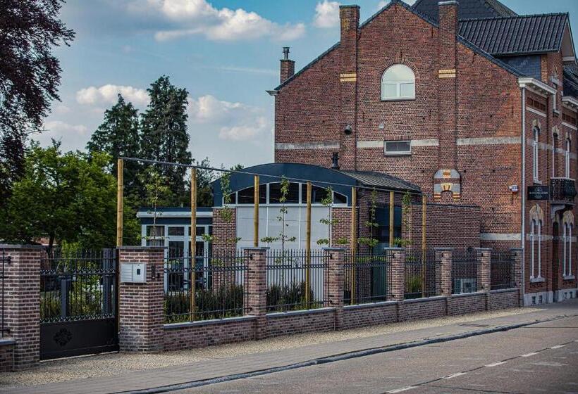 هتل Burgemeesterhuys