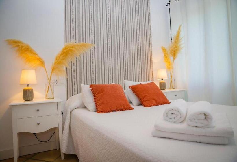 هتل Hostal Restaurante Benalup Golf