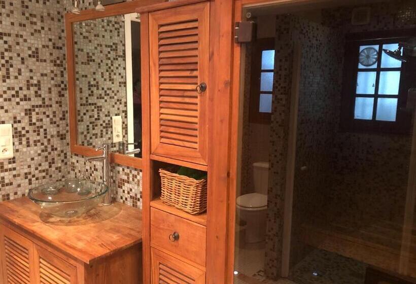 بنسيون Aux Balcons Du Riou Avec Vue Mer 180 Degrés