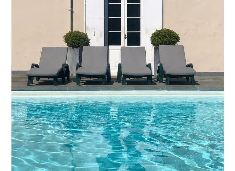 펜션 Domaine De La Hure