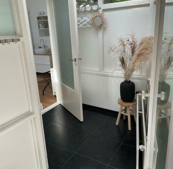 بنسيون Prins Heerlijk