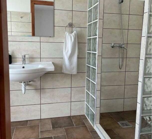 פנסיון Somló Kolonics Kúria
