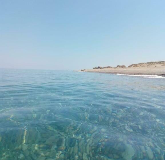 مبيت وإفطار Al Vico Art