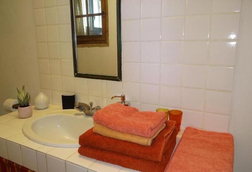 Bed and Breakfast Aux Berges Du Pont Du Gard