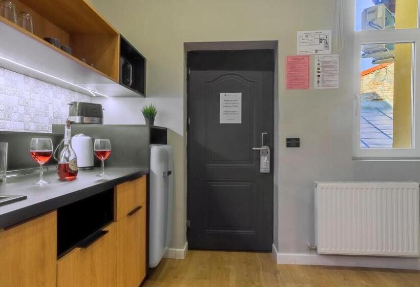 Emil Balaban Luxury Apart