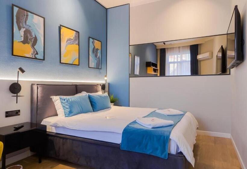 Emil Balaban Luxury Apart