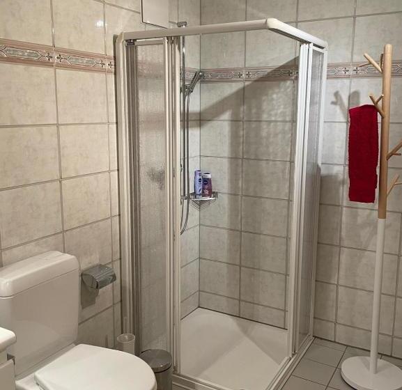 ベッドアンドブレックファースト Ferienwohnung Casa Ursin Val Lumnezia