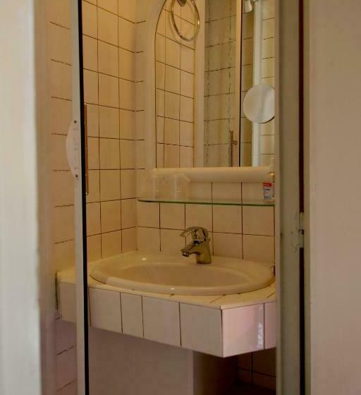 민박 Les Remparts De La Bastide