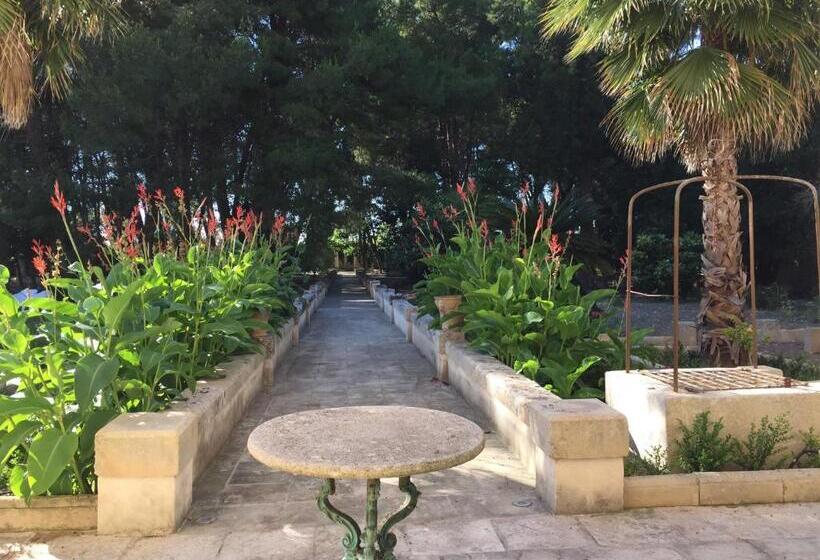 Bed and Breakfast Palazzo De Carlo E Il Parco Dei 7 Pozzi