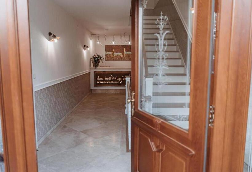 ホテル Das Betthupferl