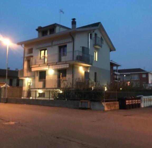 پانسیون Guest House Micini