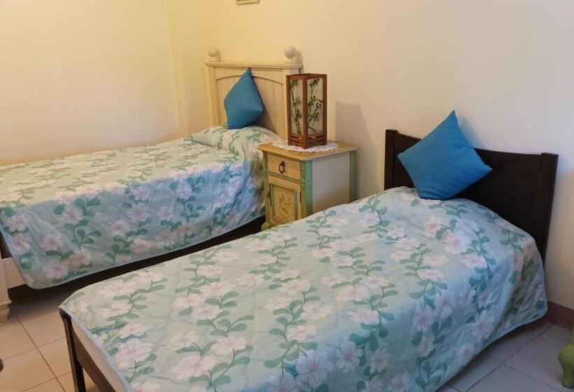 پانسیون Hundred Islands Guest House