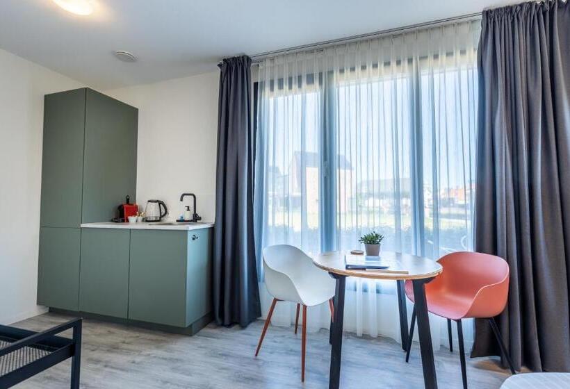 Пансион Roosjesweg 2 Gastenkamer Met Parkeerplaats En Terras Eg
