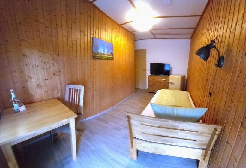 פנסיון Storchennest Spreewald