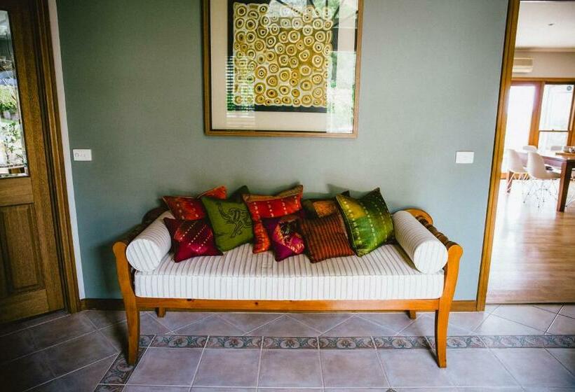 צימר Arnold House