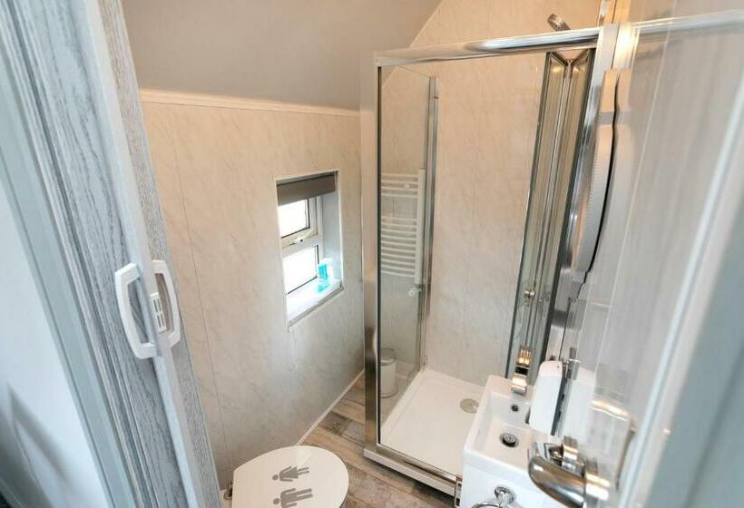 צימר Bed At Bowbridge, Centre Town