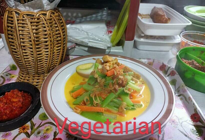 تختخواب و صبحانه Chacha Homestay & Dormitory