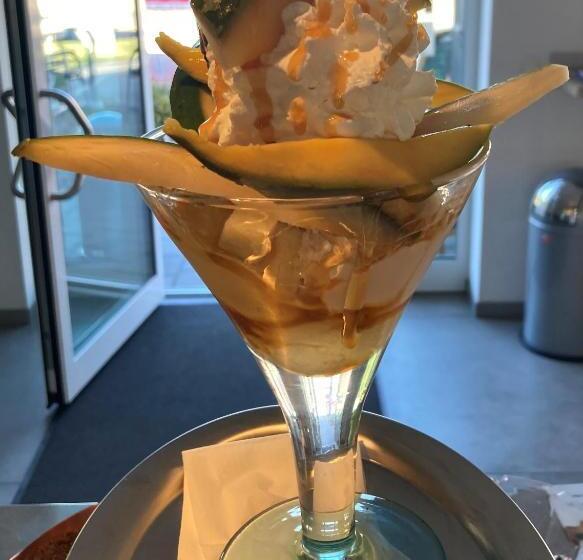 تختخواب و صبحانه Gäste Und Messezimmer Adelheidsdorf
