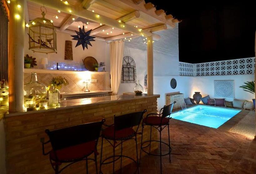 تختخواب و صبحانه La Casa De Los Coy