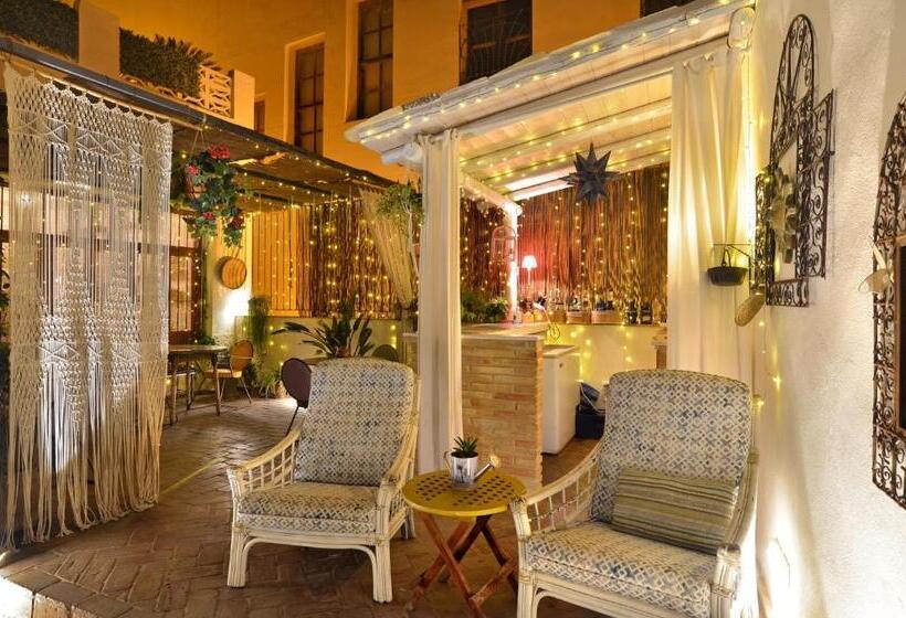 تختخواب و صبحانه La Casa De Los Coy