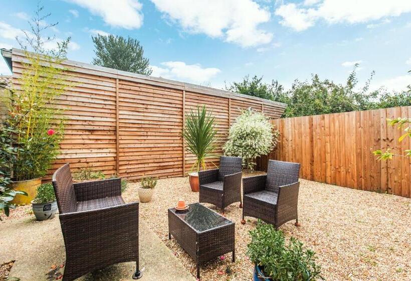 مبيت وإفطار Lakeside Old Hunstanton