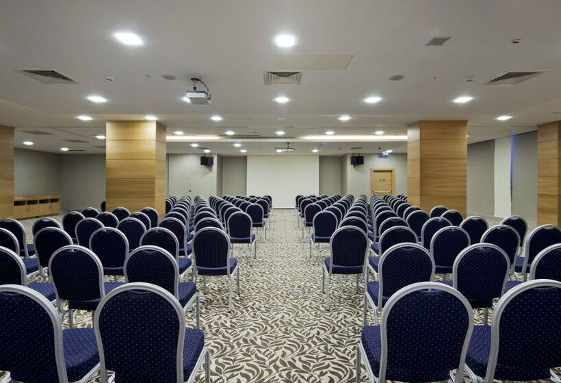 Fotos del hotel Hilton Garden Inn Istanbul Golden Horn:  32