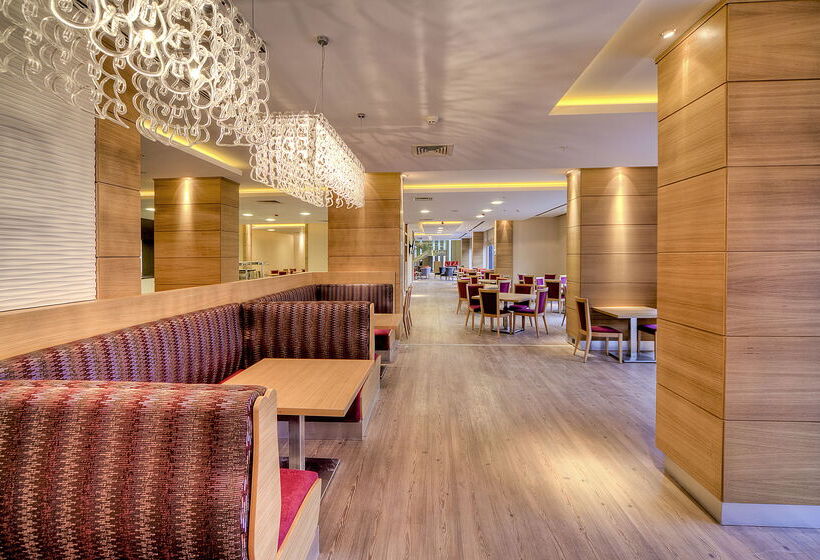 Fotos del hotel Hilton Garden Inn Istanbul Golden Horn:  37