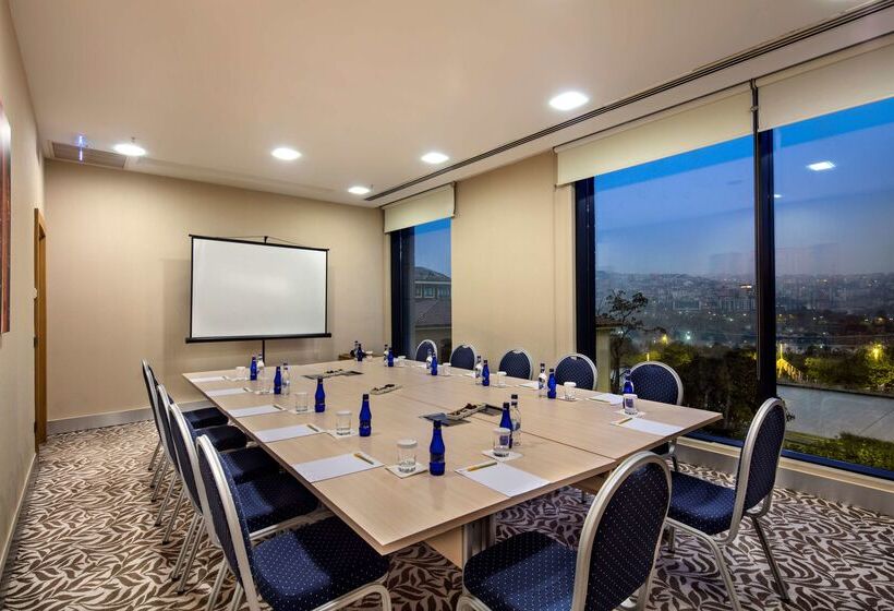 Fotos del hotel Hilton Garden Inn Istanbul Golden Horn:  86