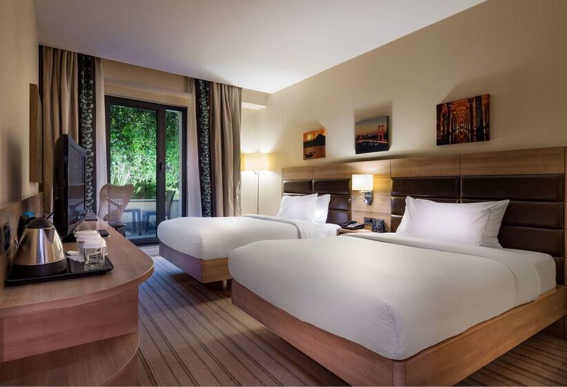 Fotos del hotel Hilton Garden Inn Istanbul Golden Horn:  8